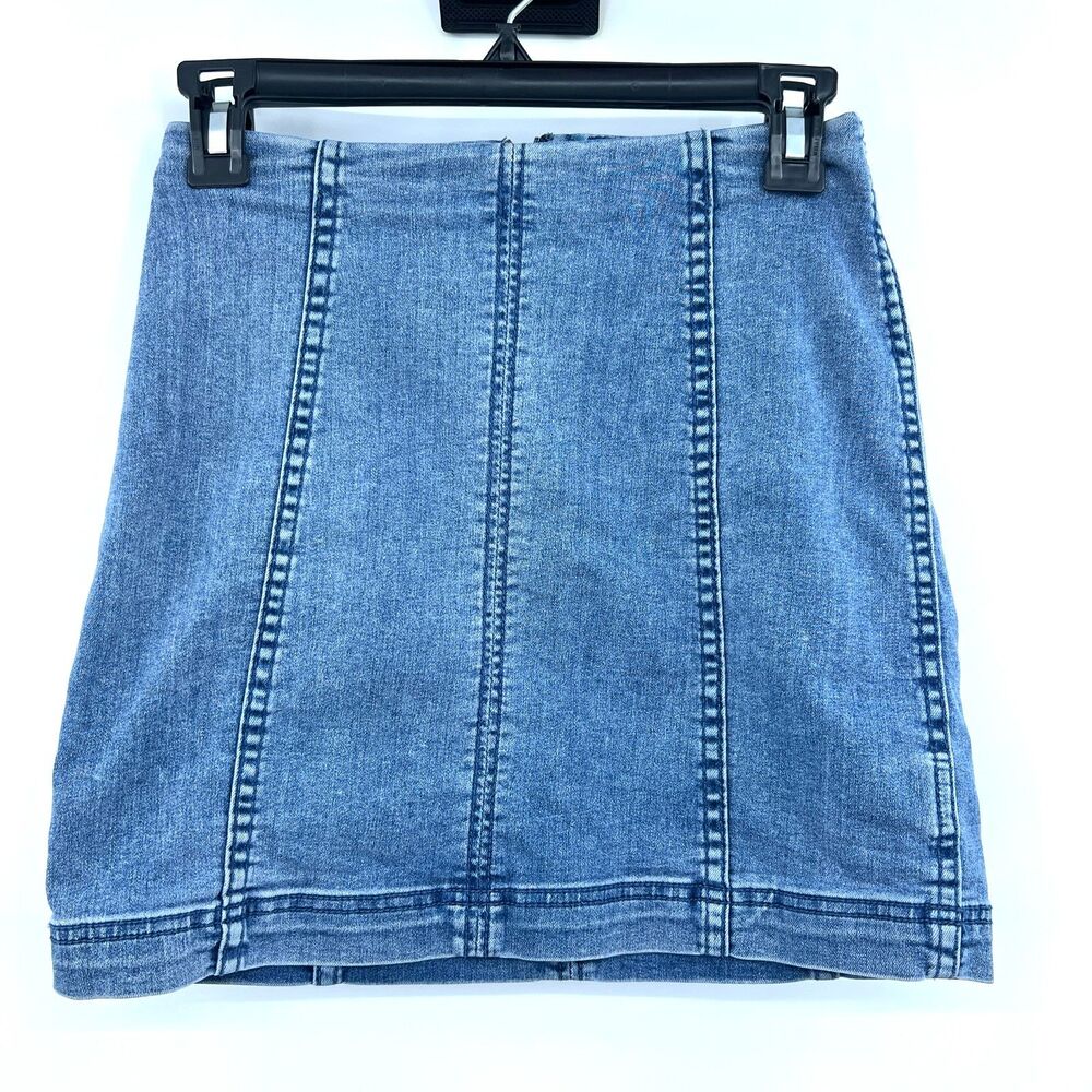 Free People Denim Mini Skirt Womens Size 0 Front Zip A-Line Stretch Blue Jean